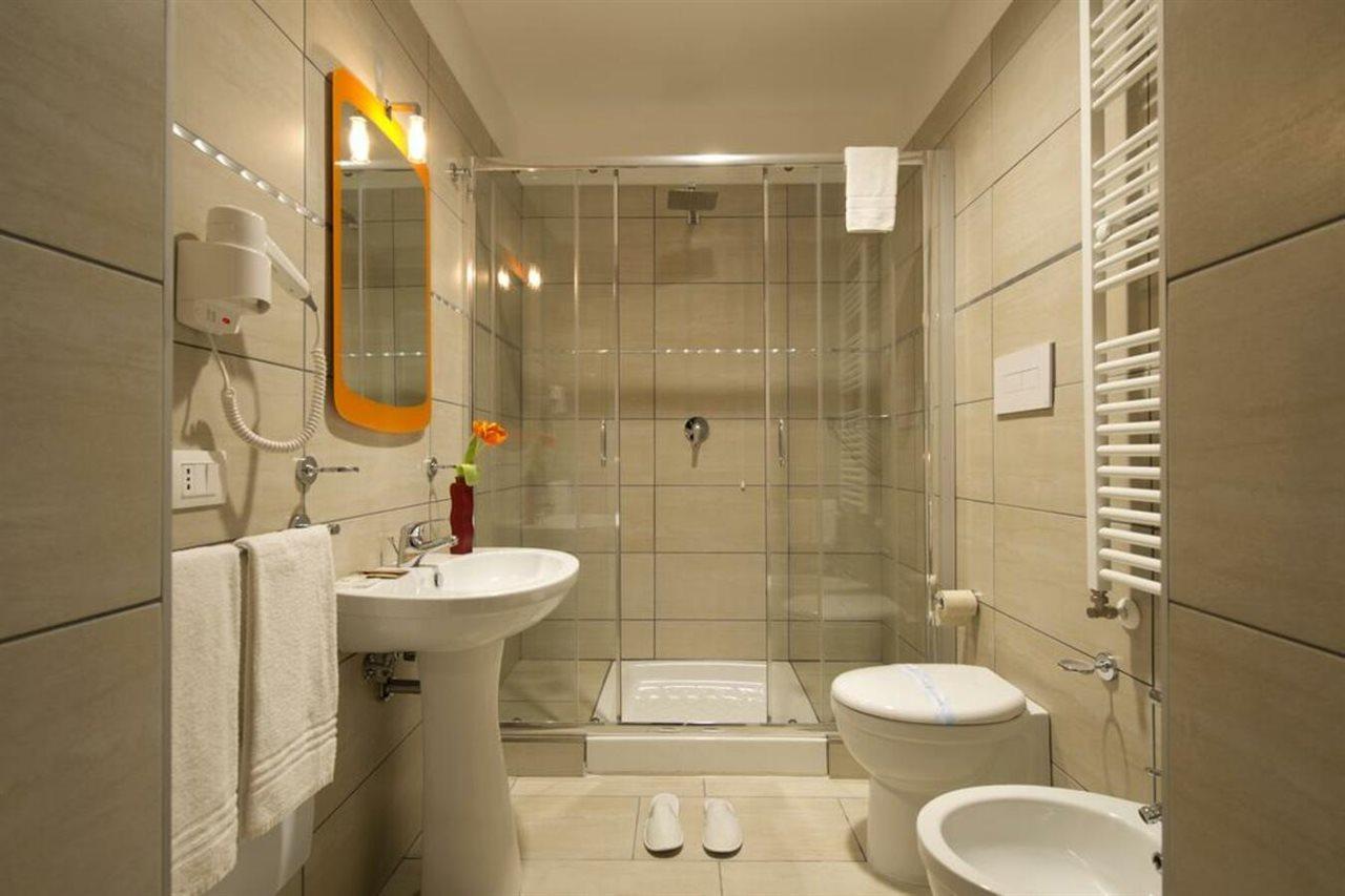 Oasi Village Hotel Milán